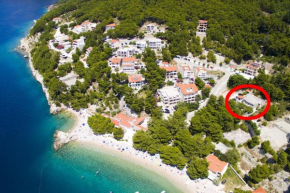 Apartments and rooms by the sea Brela, Makarska - 6056